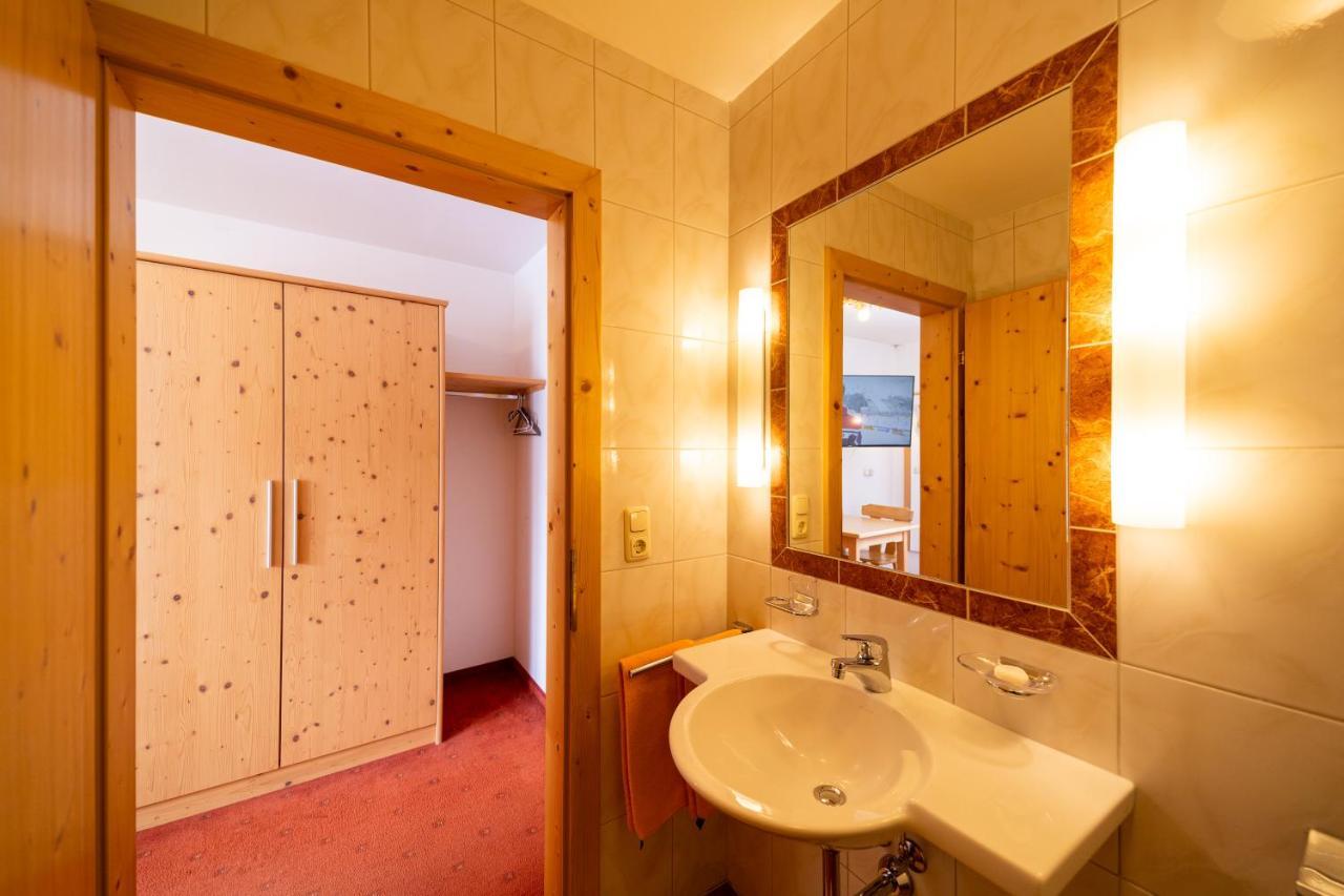Haus Rosmarie Apartment Санкт Антон ам Арлберг Екстериор снимка