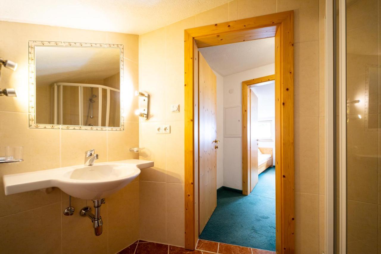 Haus Rosmarie Apartment Санкт Антон ам Арлберг Екстериор снимка