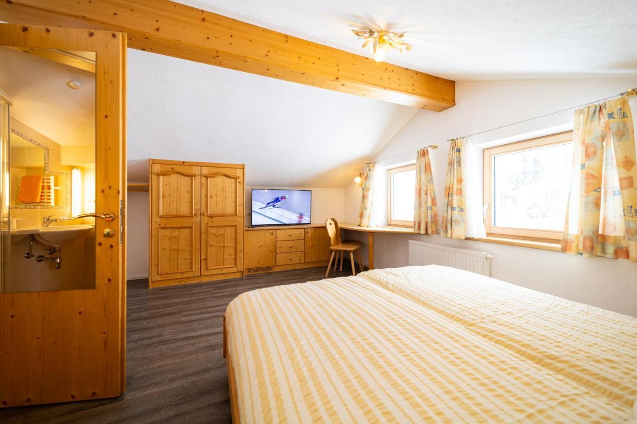 Haus Rosmarie Apartment Санкт Антон ам Арлберг Екстериор снимка