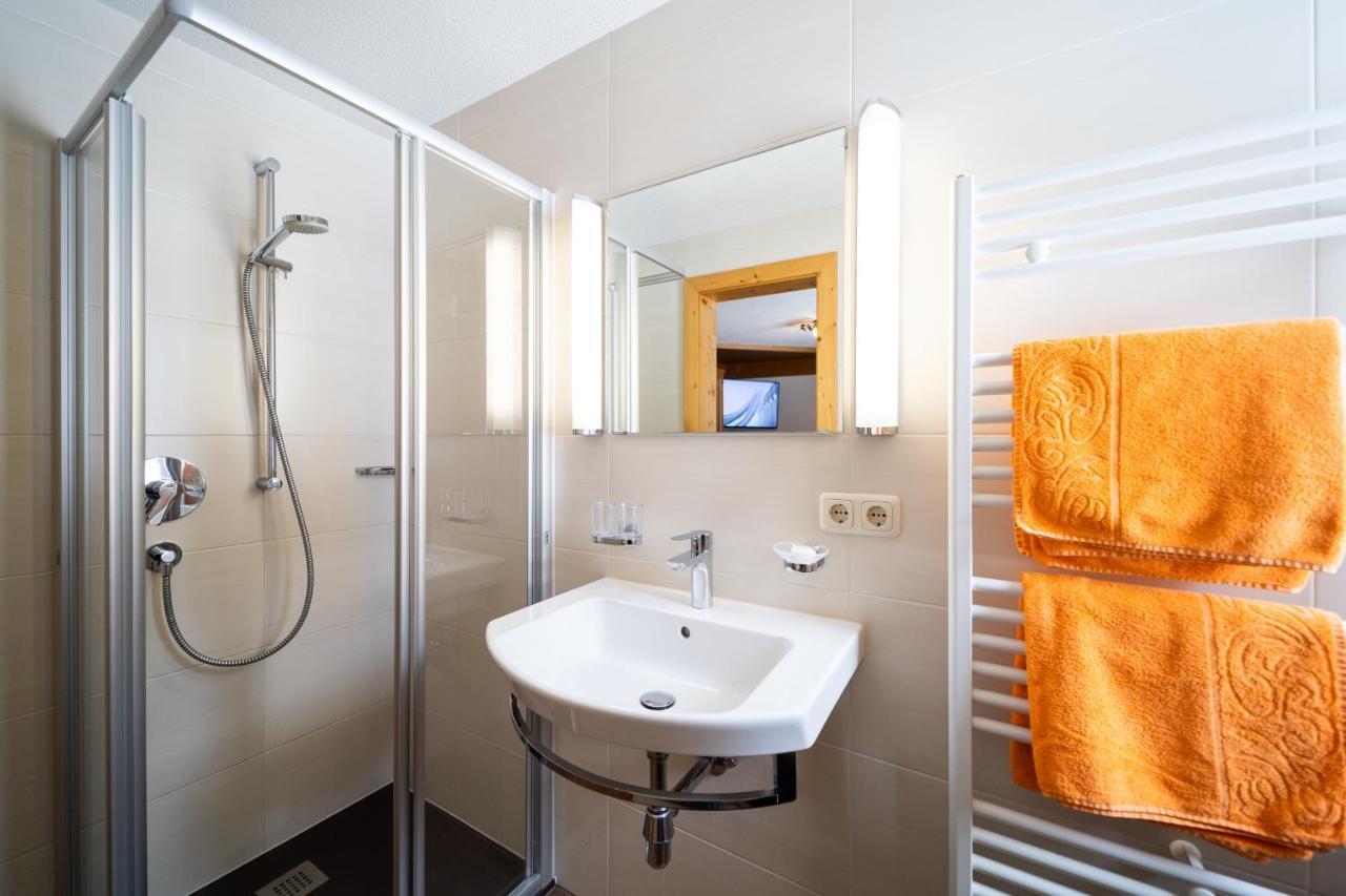 Haus Rosmarie Apartment Санкт Антон ам Арлберг Екстериор снимка