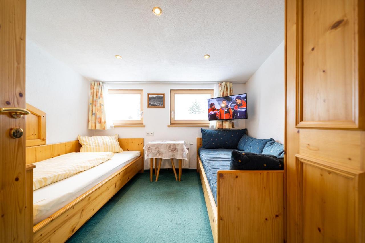 Haus Rosmarie Apartment Санкт Антон ам Арлберг Екстериор снимка