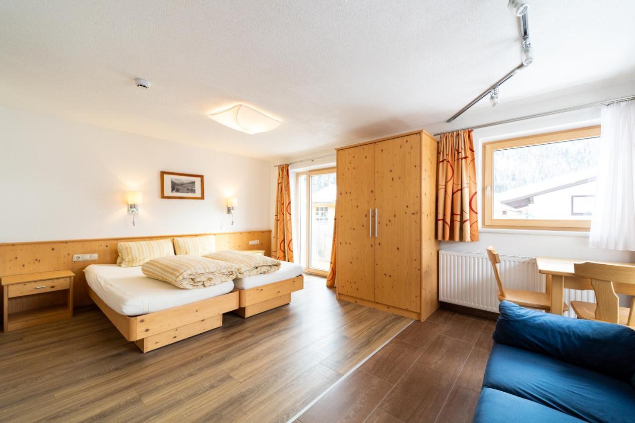 Haus Rosmarie Apartment Санкт Антон ам Арлберг Екстериор снимка