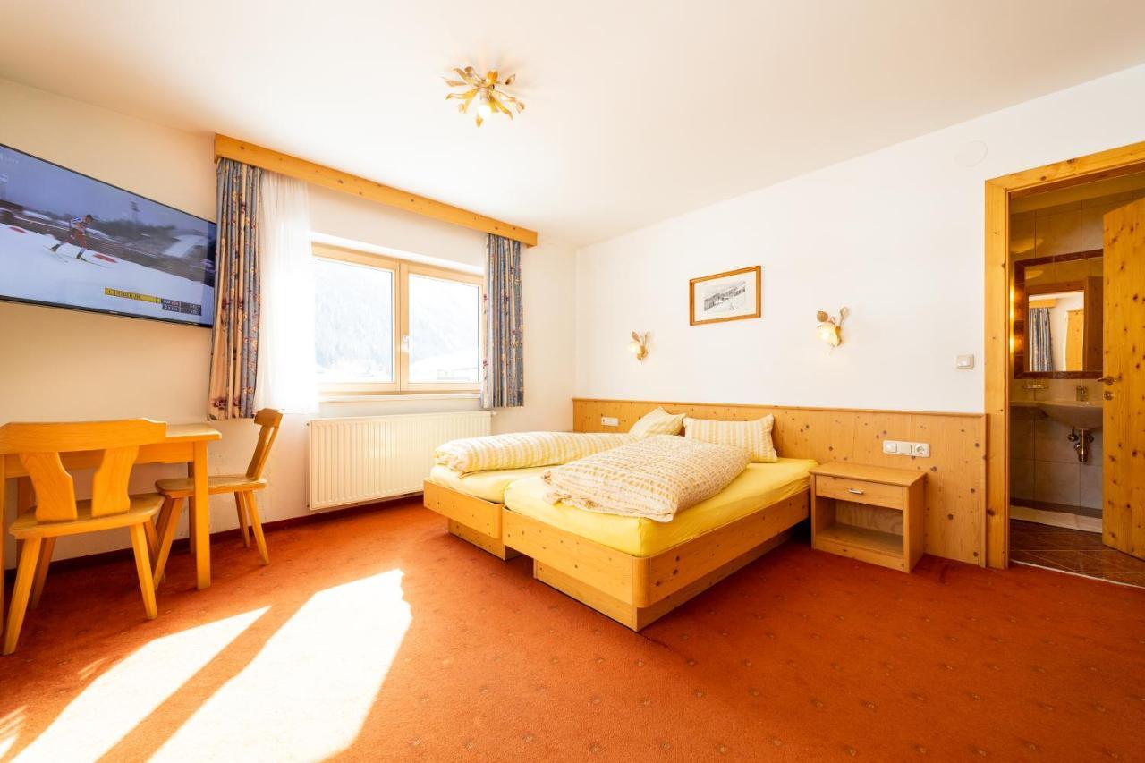 Haus Rosmarie Apartment Санкт Антон ам Арлберг Екстериор снимка