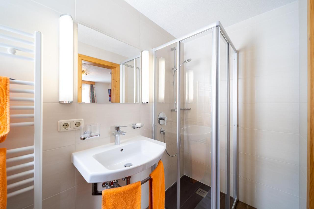 Haus Rosmarie Apartment Санкт Антон ам Арлберг Екстериор снимка