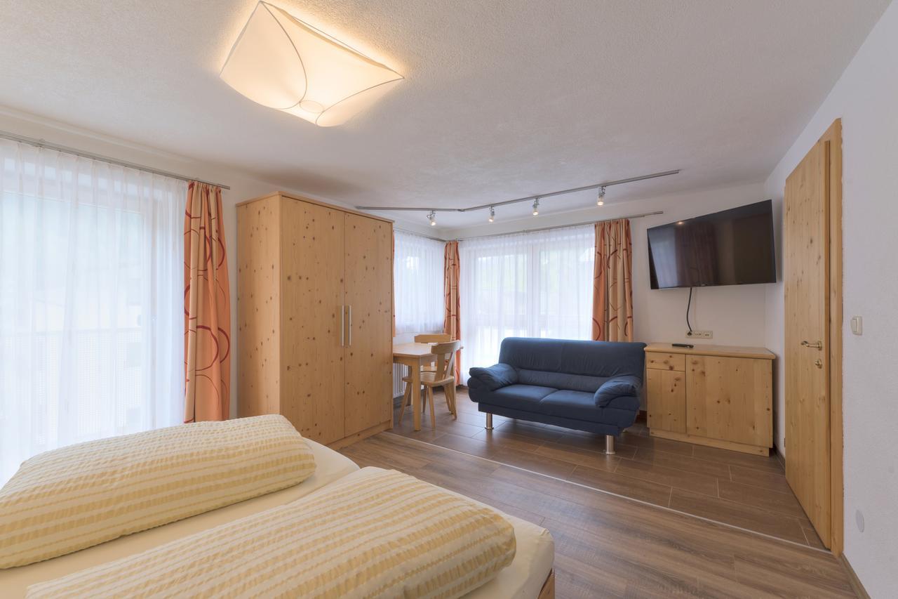 Haus Rosmarie Apartment Санкт Антон ам Арлберг Екстериор снимка