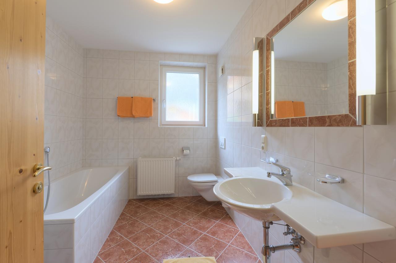 Haus Rosmarie Apartment Санкт Антон ам Арлберг Екстериор снимка